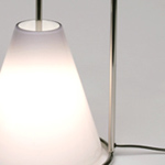 <p><strong><a href=pierre-charpin.html class=link-lightbox>Pierre Charpin</a></strong><br />Oggetti Lenti</p><p><strong>LAMPADA 28</strong><br />Table lamp in blown  glass by Venini and stainless steel.<br />d. 28 x h. 38 cm.</p><p>Limited edition of 20  signed and numbered pieces.</p>